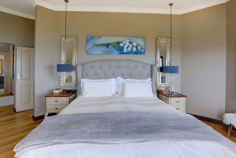 5 Bedroom Property for Sale in Pinnacle Point Golf Estate Western Cape